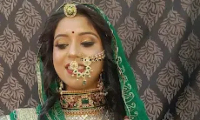 SANTOSH SMARTLOOK SALON